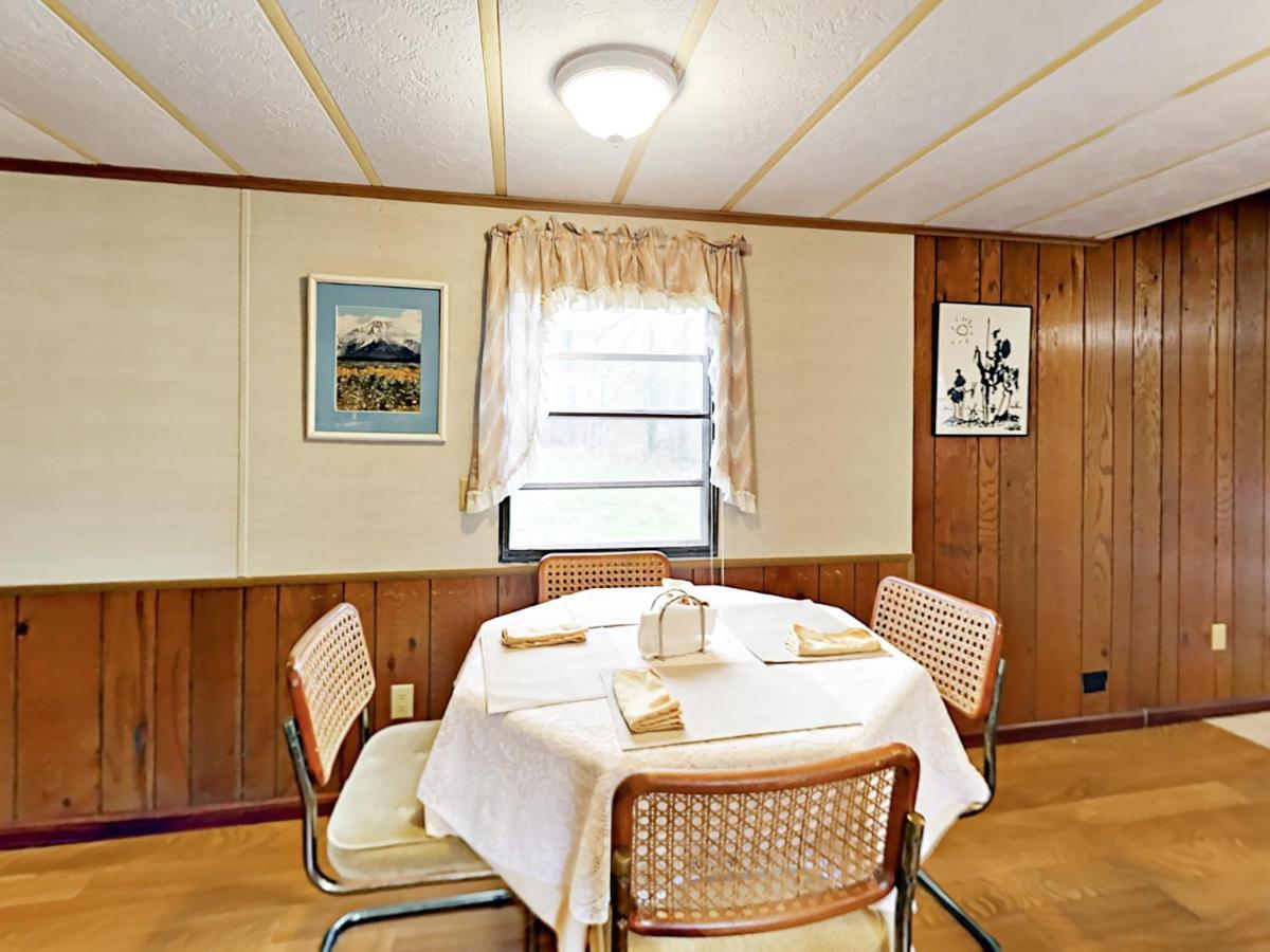 Serenity Views Bungalow - Close To City And Parkway! Βίλα Weaverville Εξωτερικό φωτογραφία